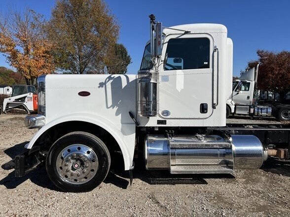 2012 Peterbilt 388