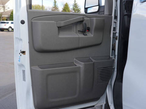 2017 Chevrolet Express LS 2500
