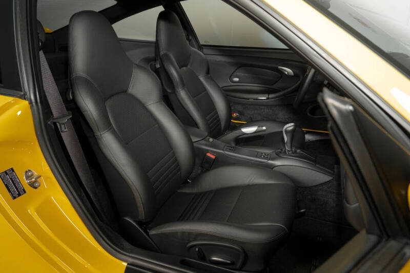 2003 Porsche 911 GT2