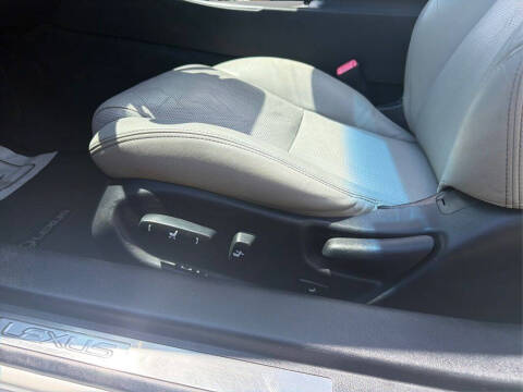 2011 Lexus IS 250C