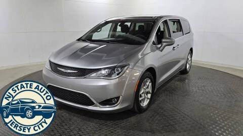 2019 Chrysler Pacifica Touring Plus