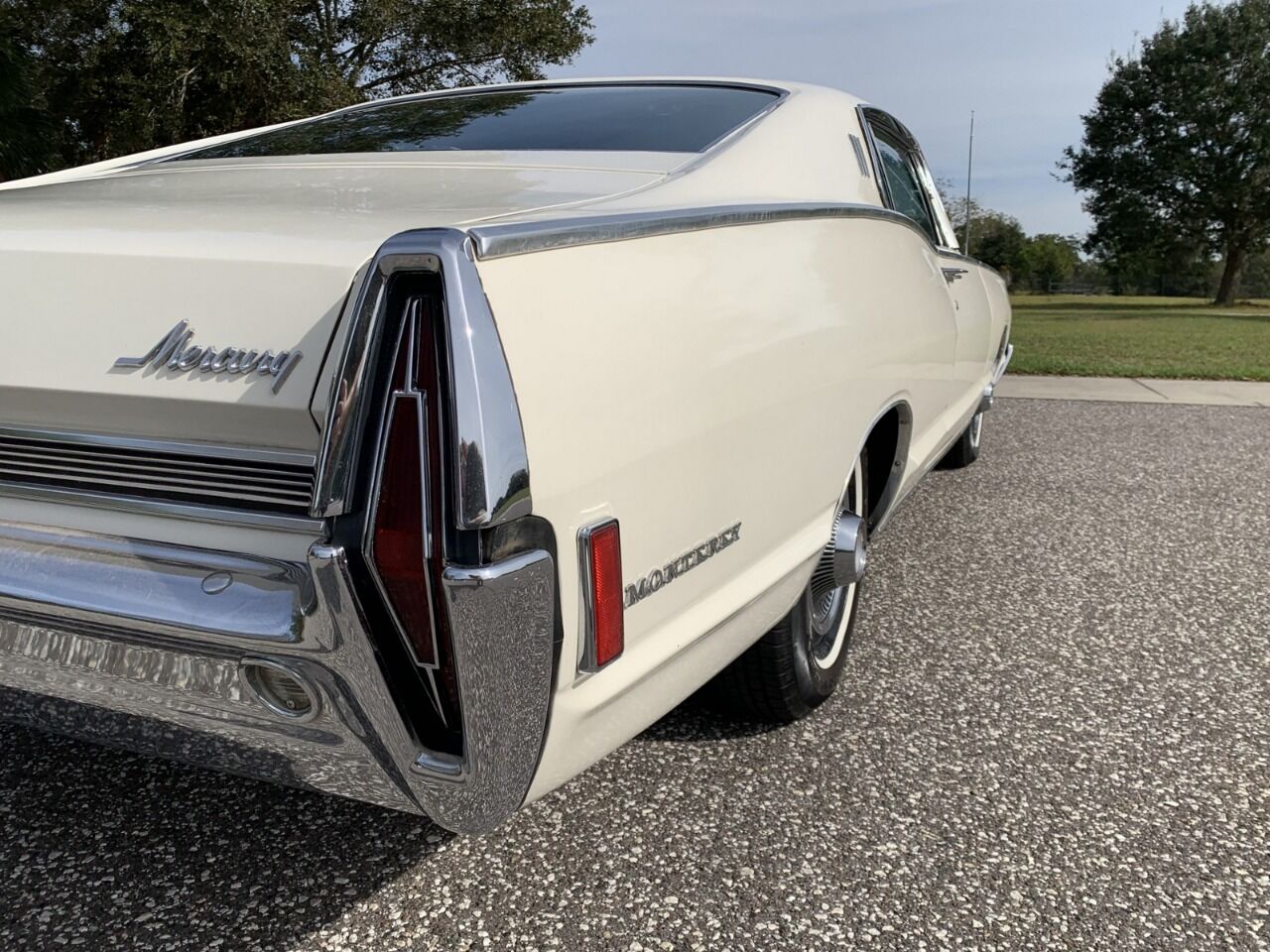 1968 Mercury Monterey 29