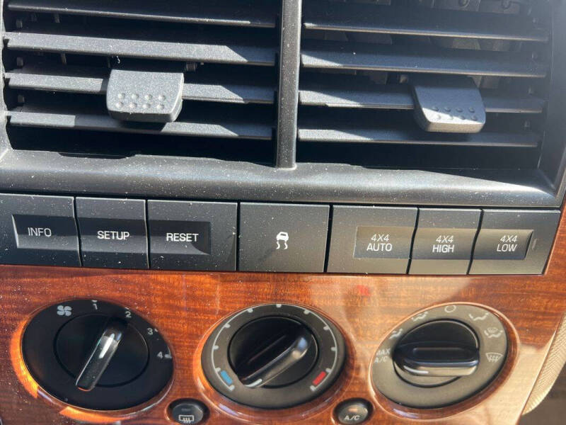 2010 Ford Explorer Eddie Bauer