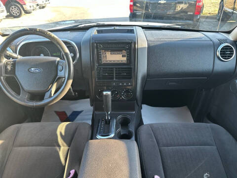 2010 Ford Explorer XLT