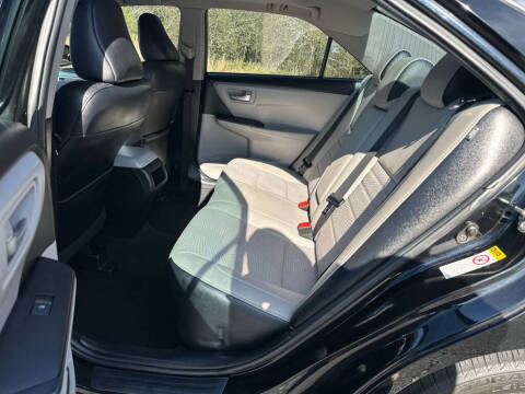 2017 Toyota Camry SE