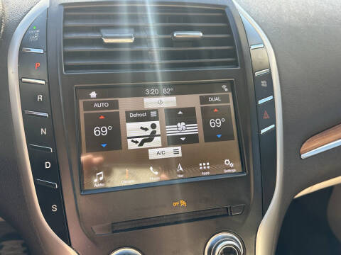 2019 Lincoln MKC Select