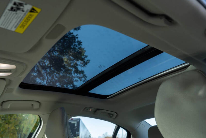 2024 Volvo S60 B5 Core Dark Theme