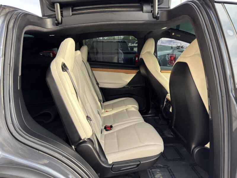 2020 Tesla Model X Long Range Plus