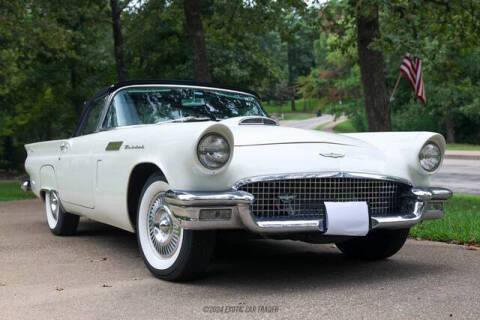 1957 Ford Thunderbird