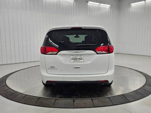 2020 Chrysler Pacifica Touring