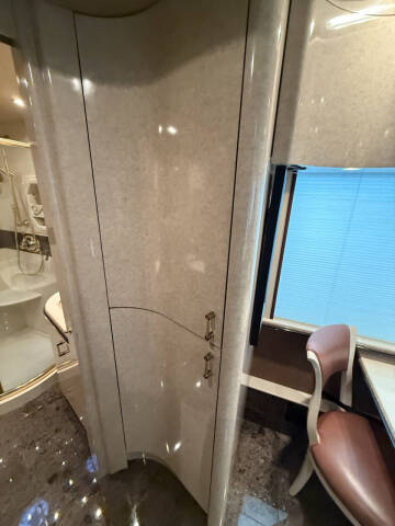 2001 Prevost Marathon