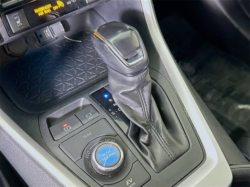 2019 Toyota RAV4 Hybrid XSE