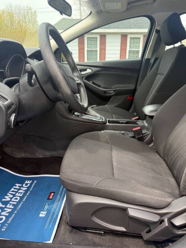 2017 Ford Focus SE