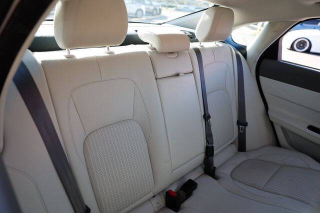 2017 Jaguar XF 35t Prestige