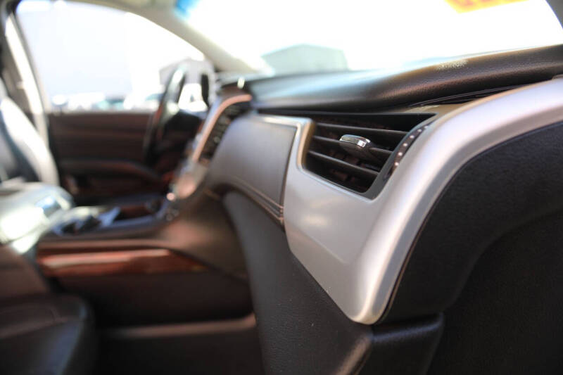 2019 GMC Yukon XL SLT