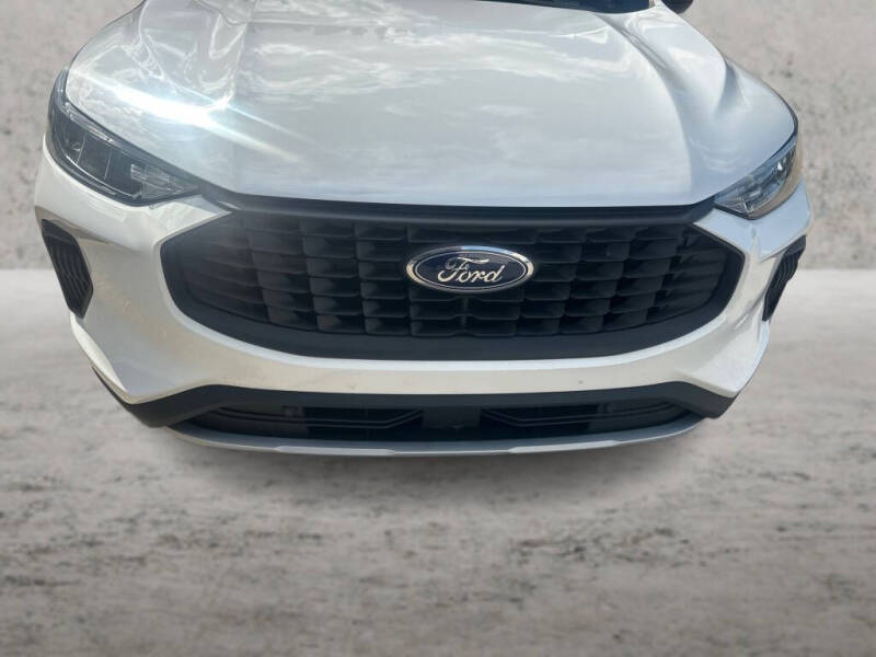 2023 Ford Escape