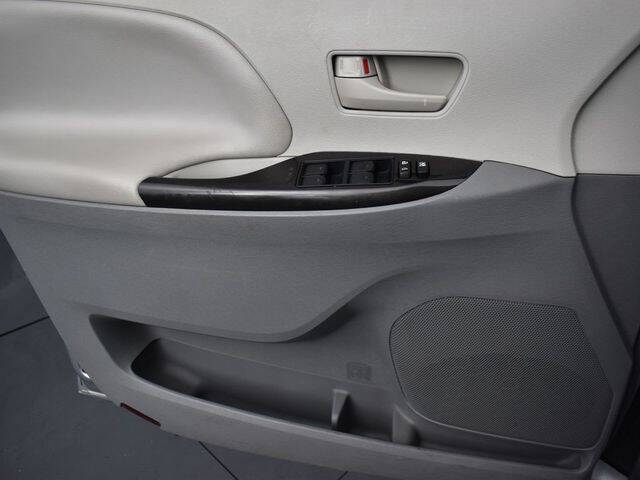 2014 Toyota Sienna