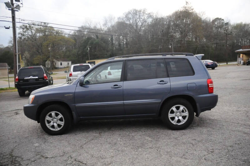 2002 Toyota Highlander for sale at RICHARDSON MOTORS in Anderson SC