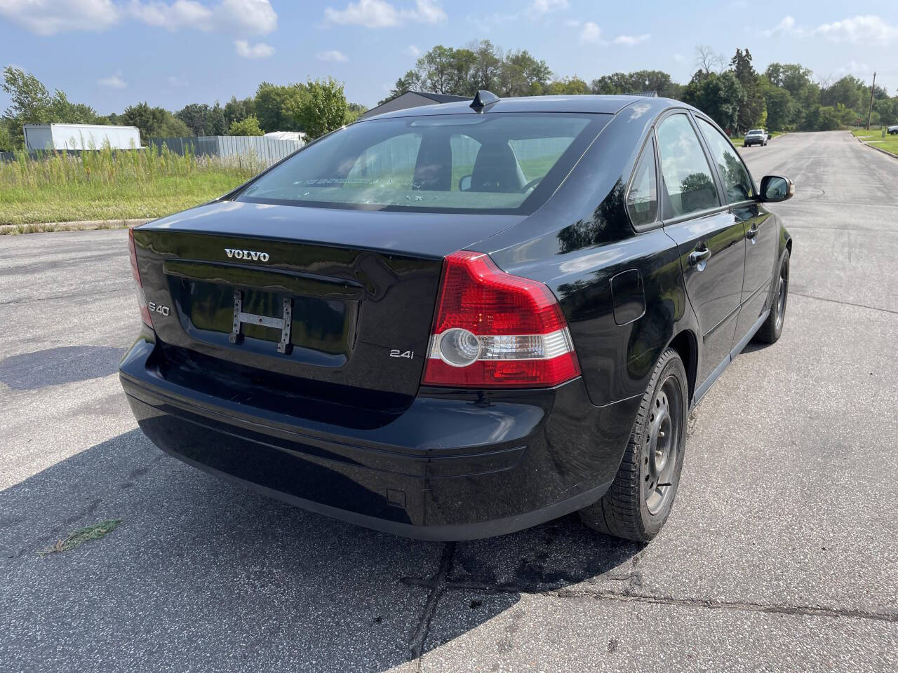 2007 Volvo S40 for sale at Twin Cities Auctions in Elk River, MN