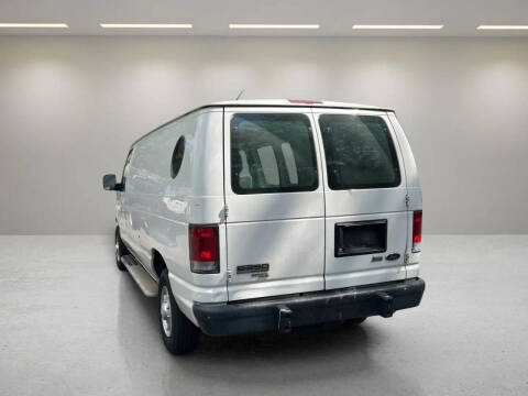 2013 Ford E-Series E-250