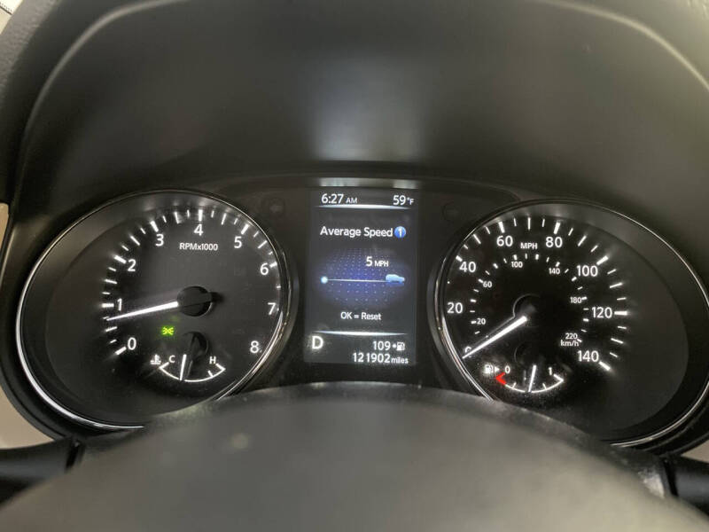 2017 Nissan Rogue SV