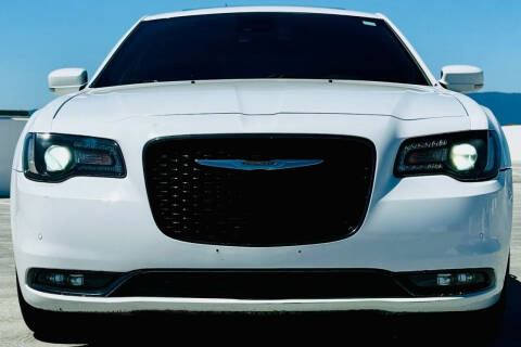 2018 Chrysler 300 S