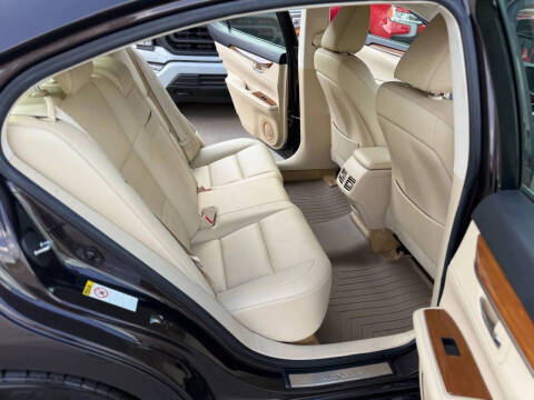 2013 Lexus ES 300h