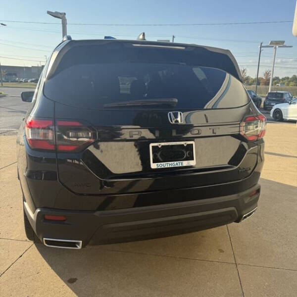 2025 Honda Pilot Sport