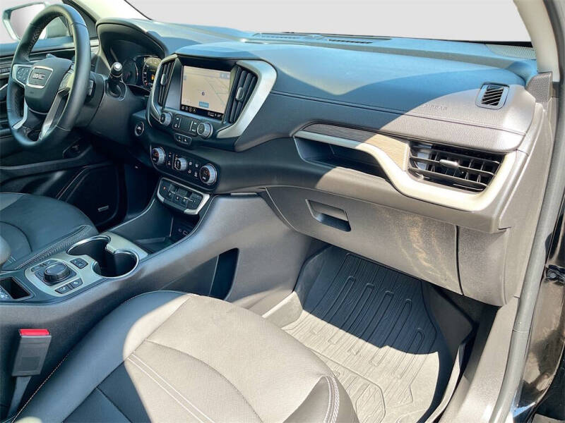 2024 GMC Terrain Denali