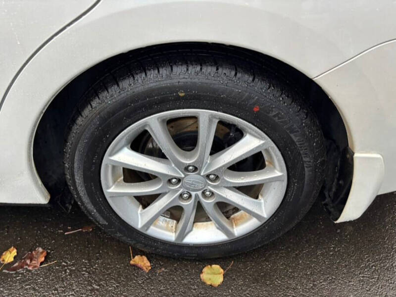 2013 Subaru Impreza 2.0i Premium