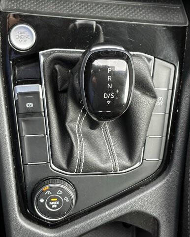 2024 Volkswagen Taos SE 4Motion