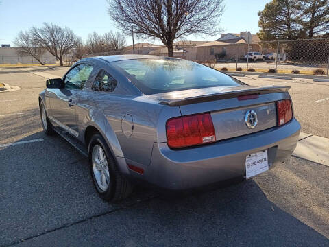 2007 Ford Mustang V6 Deluxe