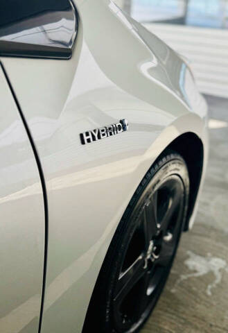 2016 Toyota Prius Four Touring