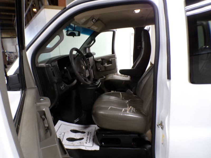 2021 Chevrolet Express LS 3500
