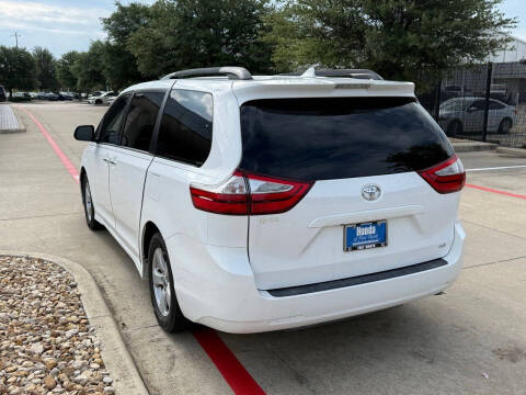 2019 Toyota Sienna