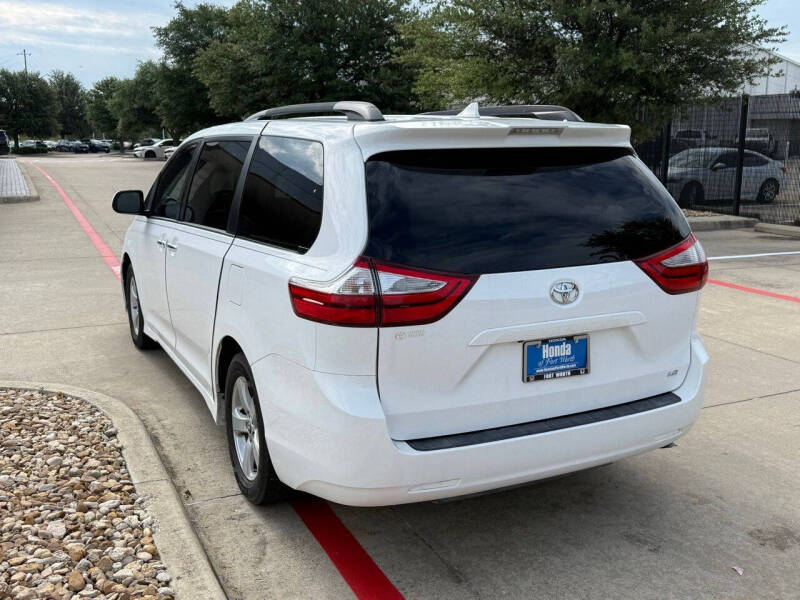 2019 Toyota Sienna