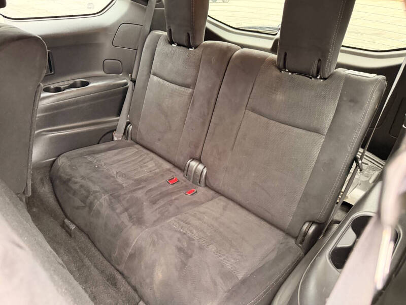 2015 Nissan Pathfinder SV