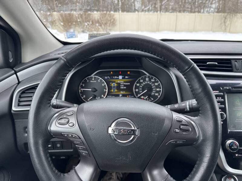 2021 Nissan Murano SV