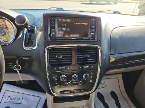 2016 Dodge Grand Caravan SXT Plus