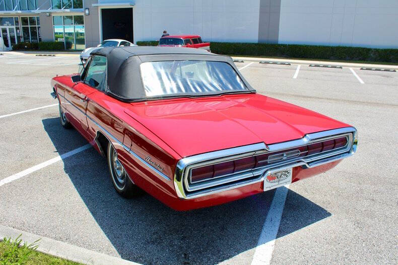 1966 Ford Thunderbird