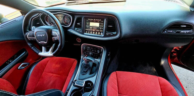 2015 Dodge Challenger SRT 392