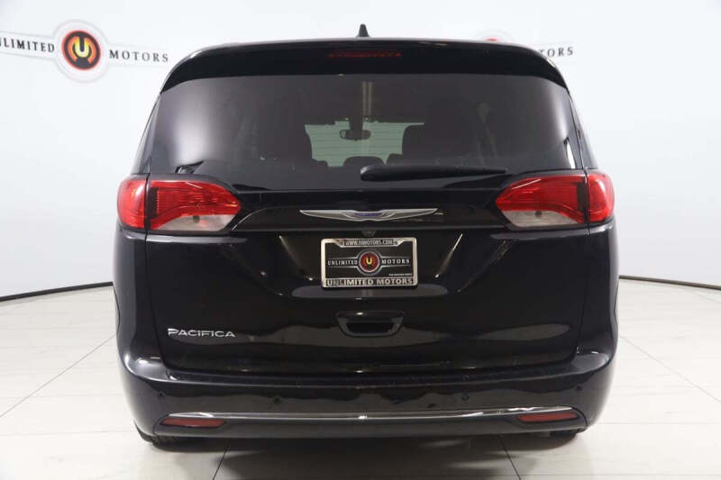 2018 Chrysler Pacifica Touring L