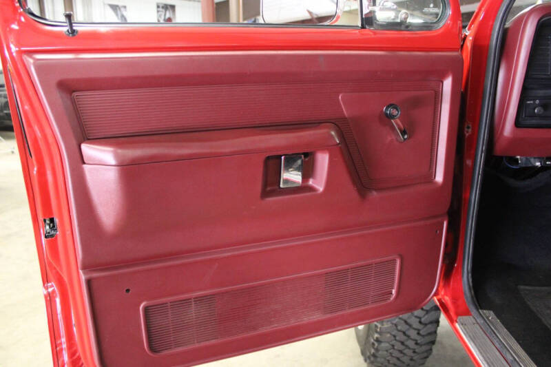 1989 Dodge D150 Pickup