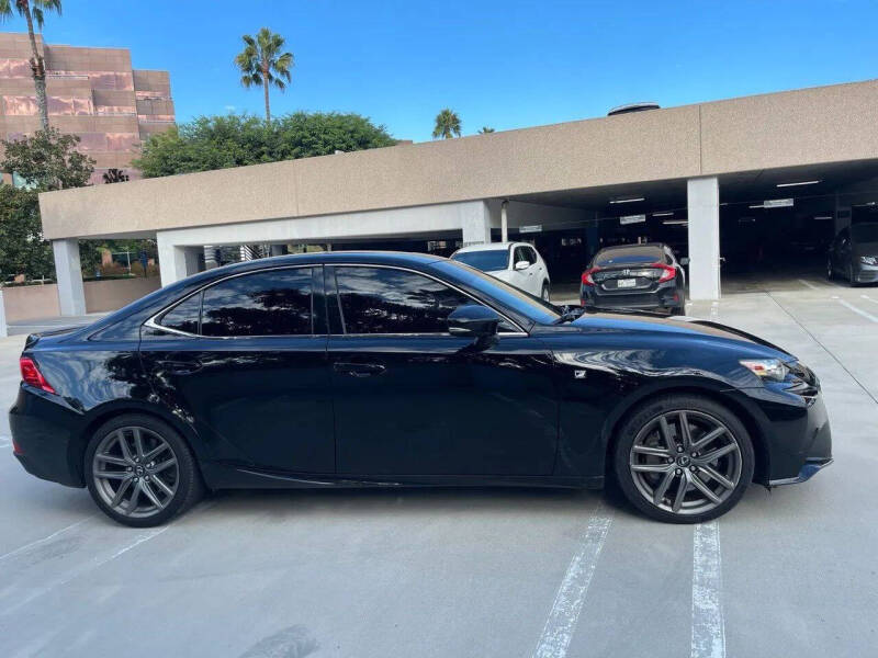 2016 Lexus IS 200t