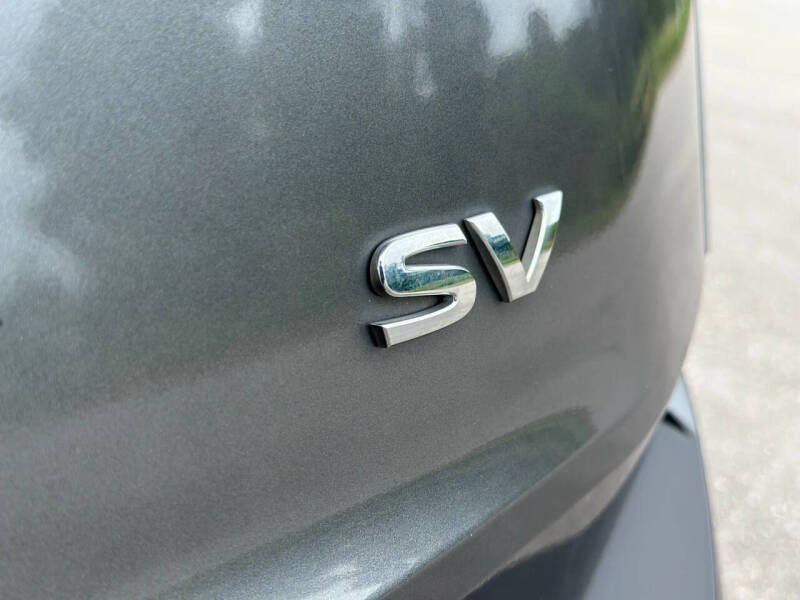 2022 Nissan Rogue SV