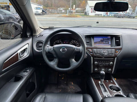 2015 Nissan Pathfinder Platinum