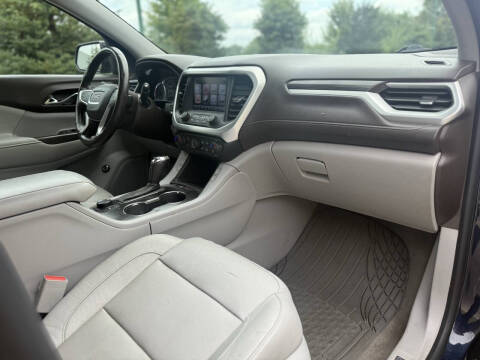 2017 GMC Acadia SLT-1