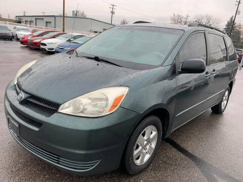 2005 Toyota Sienna for sale at RABI AUTO SALES LLC in Garden City ID