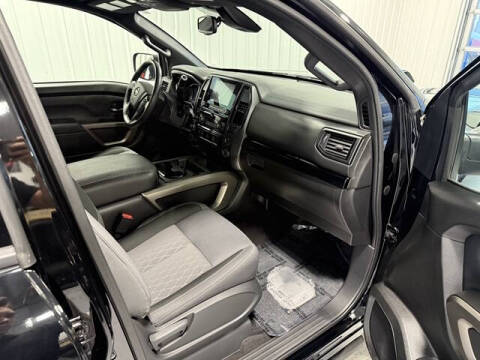 2024 Nissan Titan SV