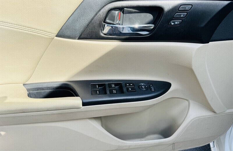 2013 Honda Accord EX-L w/Navi